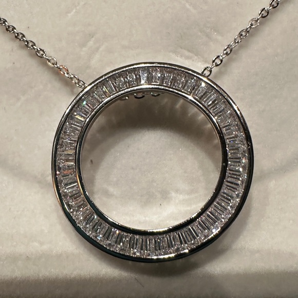 925 Silver Swarovski element pendant & chain - Picture 6 of 11